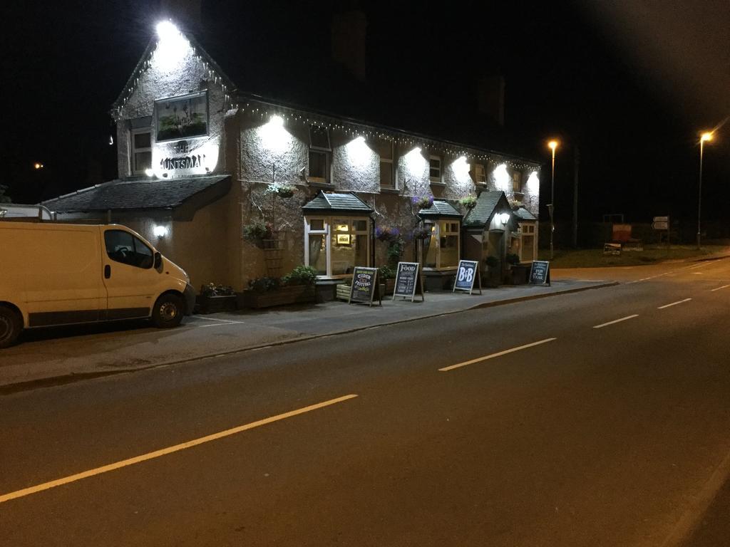 The Huntsman Hotel Cheadle  Bagian luar foto